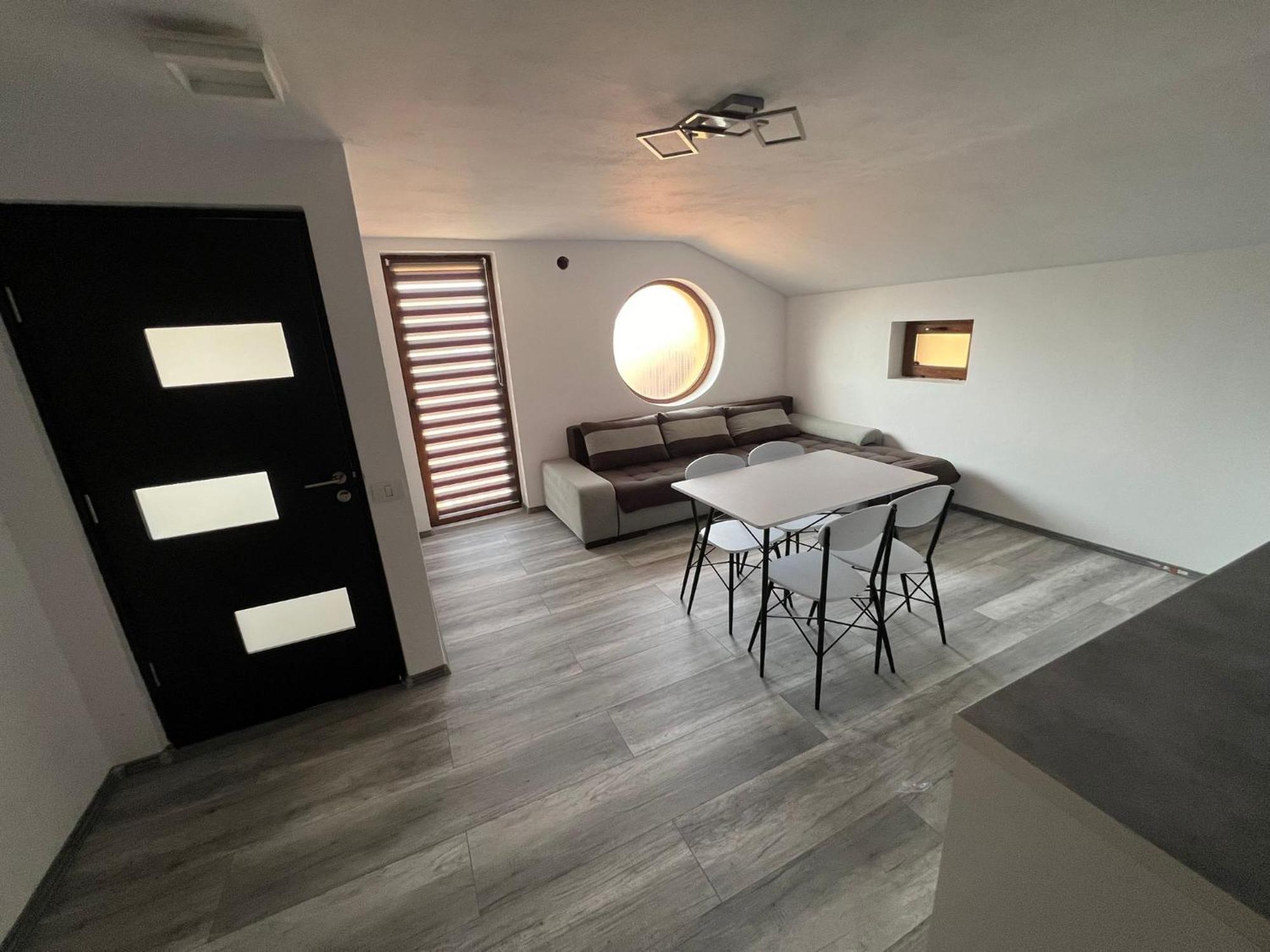 Apartament Casa Dragoeni Târgu Jiu المظهر الخارجي الصورة